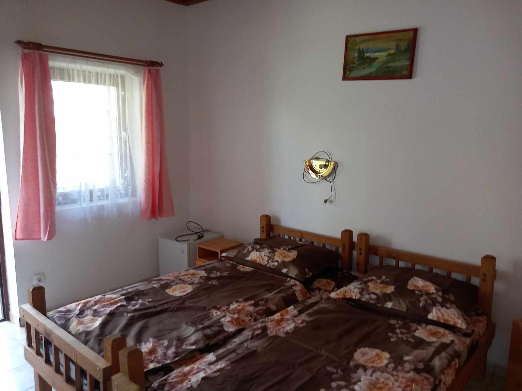 Апартаменти Zsuzsa Apartman Поросло Екстер'єр фото
